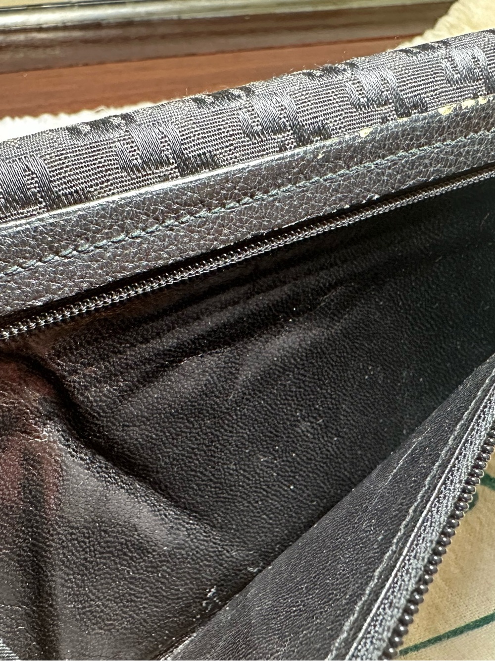 Vintage Gucci Black GG Canvas Leather Gold Buckle Shoulder Bag + Matching Wallet - Picture 16 of 16
